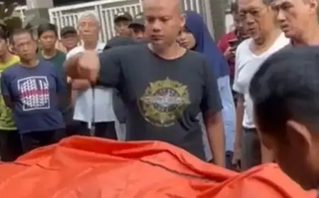 Tragis, Ojol Asal Surabaya Ditemukan Tewas Gantung Diri di Tangga Masjid  GKB Gresik