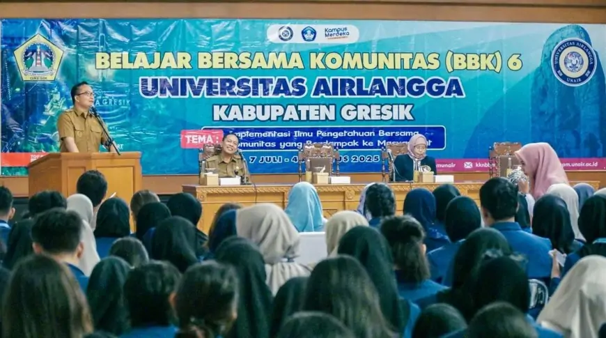 Wabup Gresik Berharap Mahasiswa UNAIR Hasilkan Riset Orisinal Kebijakan Daerah