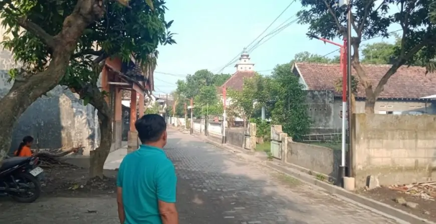 Warga Pesantren Rasakan Manfaat Lampu Penerangan Jalan