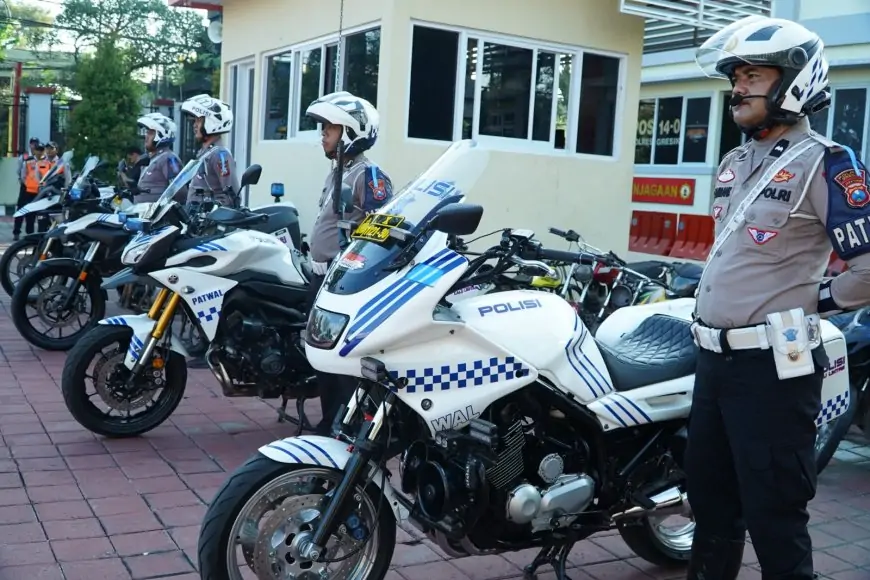 Wujudkan Disiplin Berkendara, Polres Gresik Gelar Operasi Patuh Semeru 2025