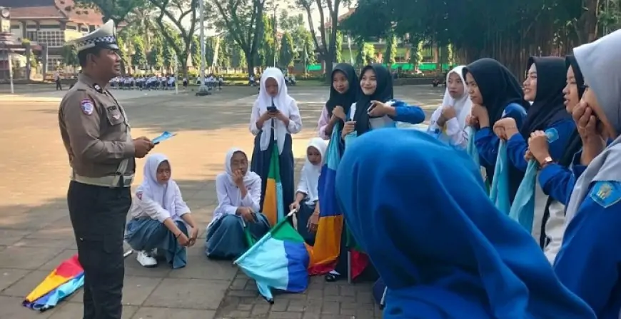 Didominasi Pelanggar di Bawah Umur, Satlantas Trenggalek Gencarkan Edukasi ke Sekolah