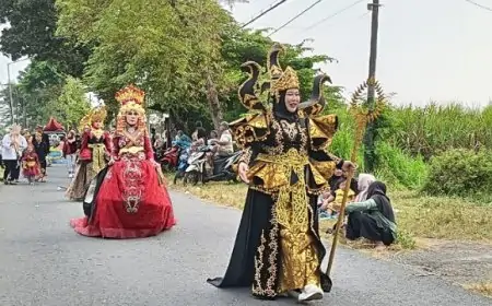 Pawai Budaya Desa Brambang Meriahkan HUT RI, Ribuan Warga Tumpah Ruah di Jalanan