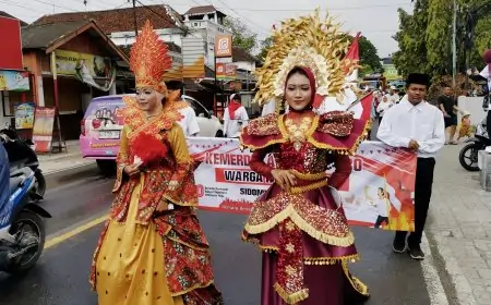 Ribuan Warga Sidomulyo Meriahkan Karnaval Budaya Nusantara HUT ke-80 RI