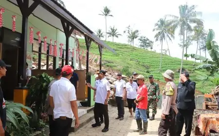 Bupati Tulungagung Tinjau Longsor di Pagerwojo, Pastikan Pendidikan dan Infrastruktur Pulih Cepat