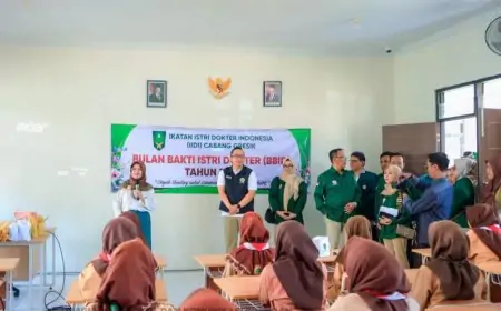 Wabup Alif Apresiasi Aksi Bakti Sosial IDI Dukung Kesehatan Siswa SRMA 37 Gresik