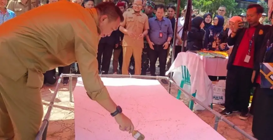 Pasar Singomulya Hidup Lagi, Bupati Situbondo Dukung Penuh Karya Batik Ciprat Perajin Difabel