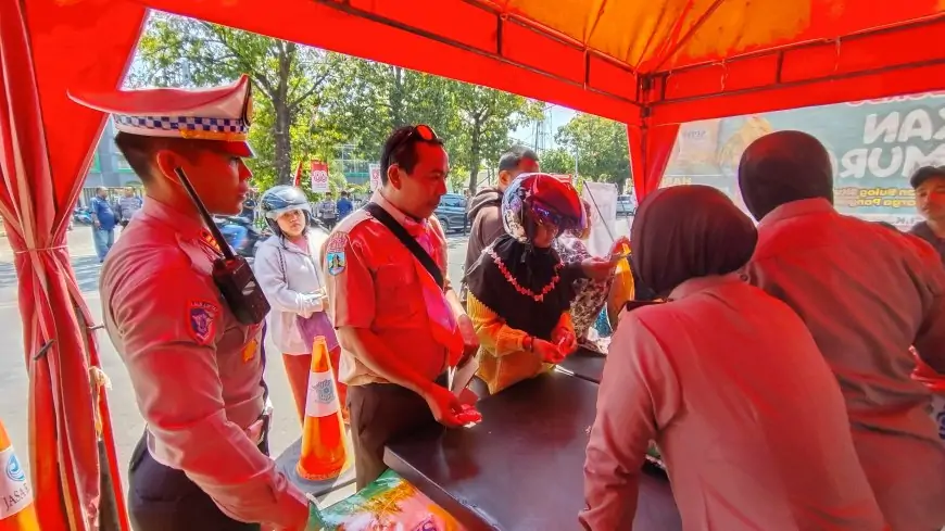 30 Ton Beras Murah Polres Situbondo Ludes Diserbu Warga dalam Sehari
