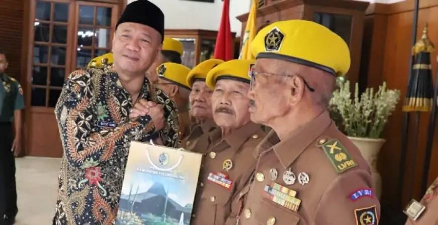Peduli Pejuang Bangsa, Bupati Tulungagung Bantu Veteran dan Gencarkan Sosialisasi Kebangsaan