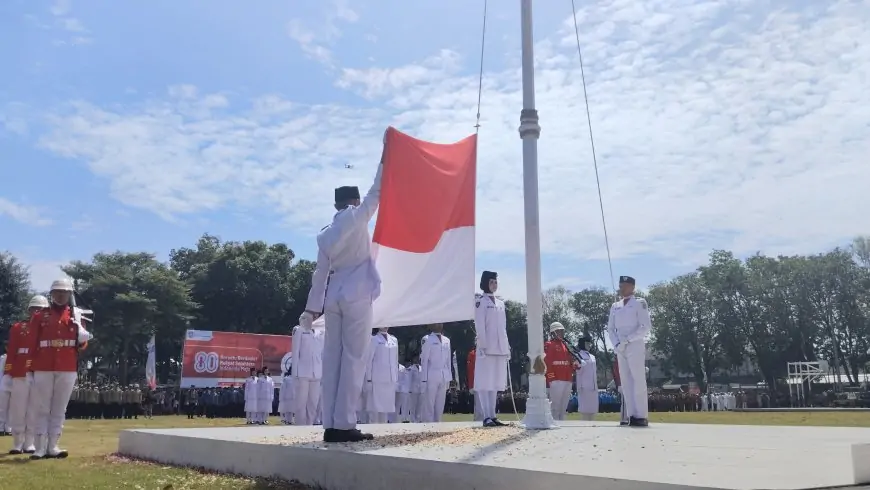 Upacara HUT ke-80 RI di Situbondo, Bupati Mas Rio Ajak Masyarakat Refleksi dan Dukung Pembangunan Daerah