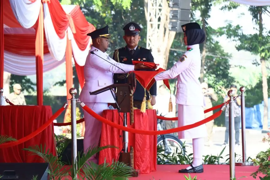 Upacara Detik-Detik Proklamasi RI Ke-80 di Gresik Berlangsung Khidmat