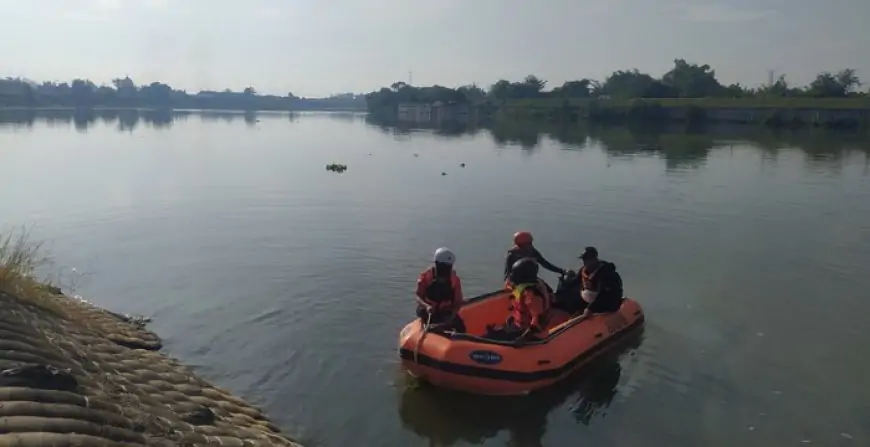 Pencarian Korban Tenggelam di Brantas Jombang  Belum Berhasil