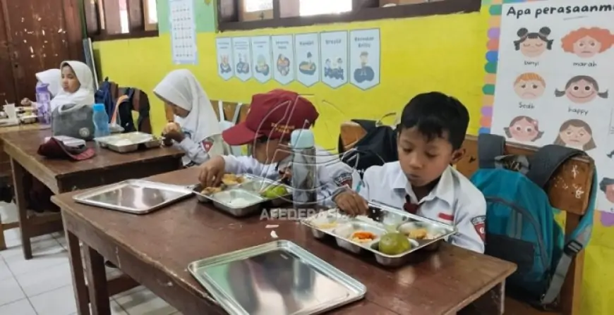 Perdana, Program Makan Bergizi Gratis Sasar 20 Ribu Siswa di Situbondo