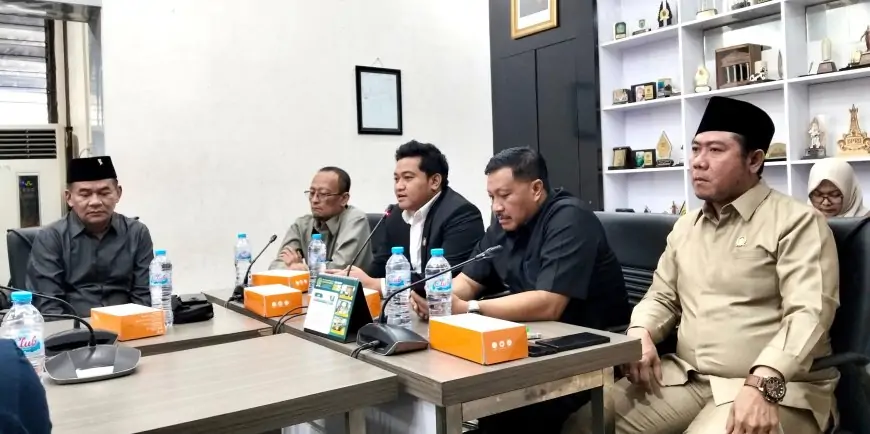 MBG di Gresik Belum Merata, DPRD Gresik Menyebut Belum Ada Dapur Standar BGN dan SPPG