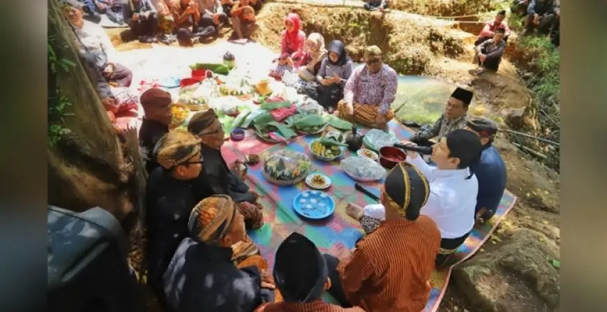 Bupati Trenggalek Gelar Upacara Metri Bumi, Ajak Warga Jaga Kelestarian Sumber Air