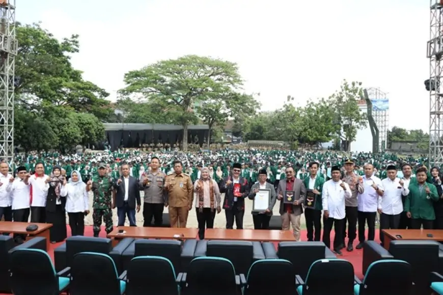 PBAK 2025 UIN SATU Tulungagung, Ribuan Mahasiswa Baru Diajak Bersholawat