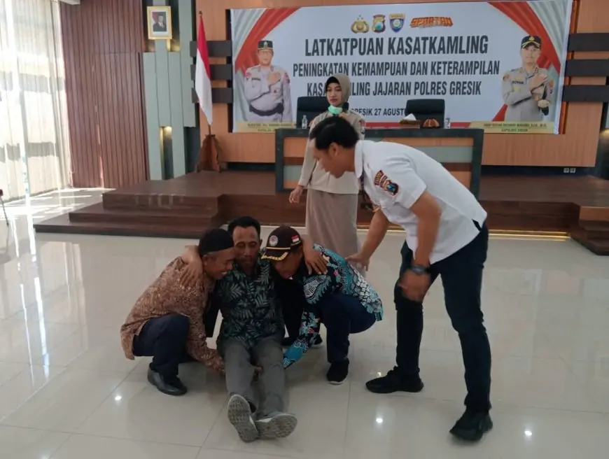 Pelatihan Kasatkamling, Polres Gresik Perkuat Garda Keamanan Desa
