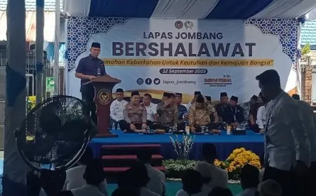 Narapidana Lapas Jombang Lantunkan Satu Juta Shalawat