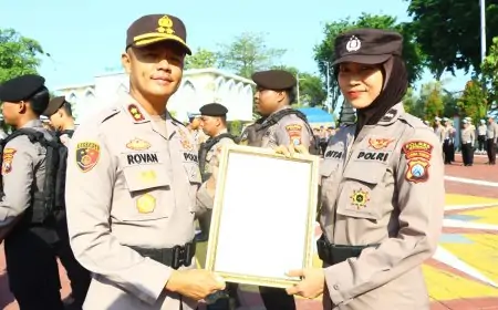 34 Personel Berprestasi Diapresiasi Kapolres Gresik