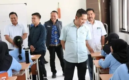 Ruangan Panas, DPRD Gresik Urunan Beli Kipas Angin ntuk SRMA 37