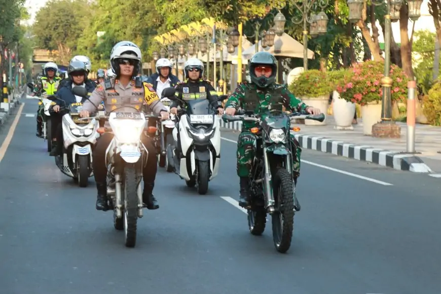Pastikan Situasi Kondusif, Polres Gresik Gelar Patroli Skala Besar