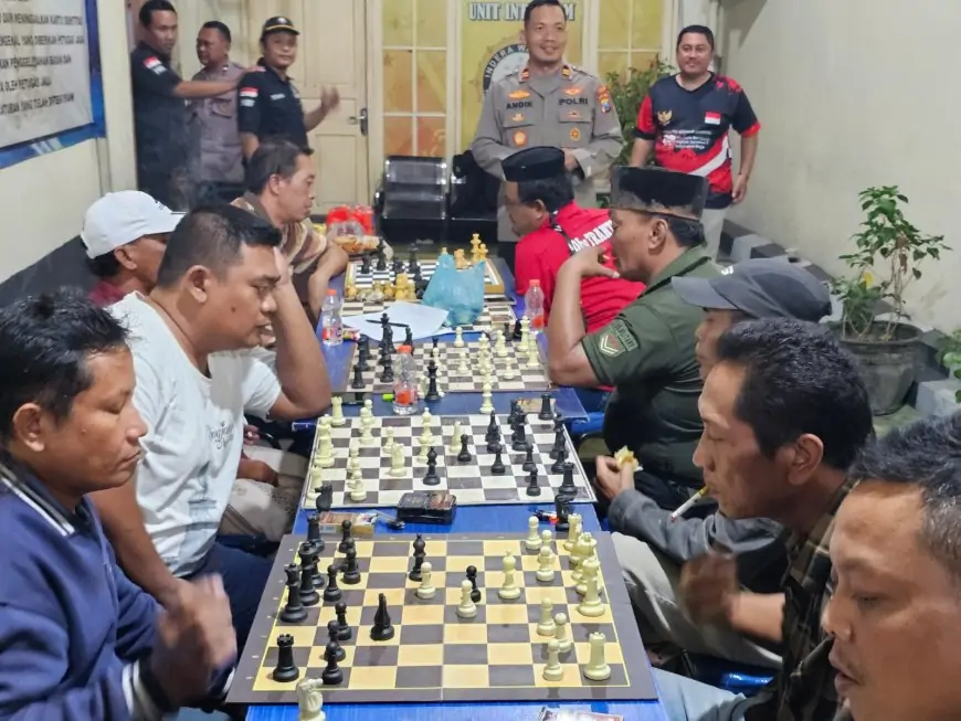Polsek Cerme Gresik Perkuat Kebersamaan Melalui Catur Kamtibmas