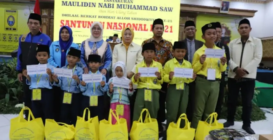 DHIBRA Pesantren Shiddiqiyyah Gelar Santunan Nasional dan Luar Negeri