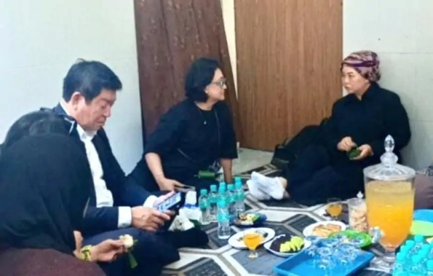 Presiden Federasi Gimnastik Dunia Kunjungi Rumah Duka Naufal Pesenam Muda Gresik