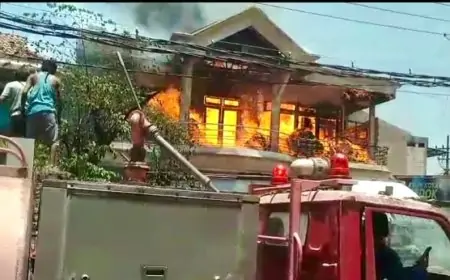 Rugi  Miliaran, Gudang Sembako Indomarco dan Pabrik PT Silikon Ludes Terbakar