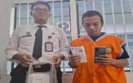 Petugas Lapas Tulungagung Gagalkan Upaya Penyelundupan HP dalam Kemasan Makanan