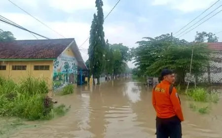 Banjir Rendam Gresik Selatan, Sekolah Terdampak Banjir Terapkan Belajar Daring