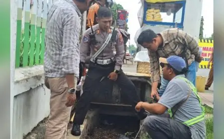 Satlantas Situbondo Kawal Proyek Drainase Besuki, Pastikan Jalur Pantura Tetap Lancar