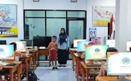 Ajak Siswa Belajar Komputer, SDN Kebonagung 02 Balerejo Gandeng PKBM KA-ER