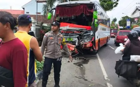 Identitas Korban Kecelakaan Maut di Depan SPBU Rejoagung Terungkap, Dua Pemotor Asal Jombang Tewas di Lokasi