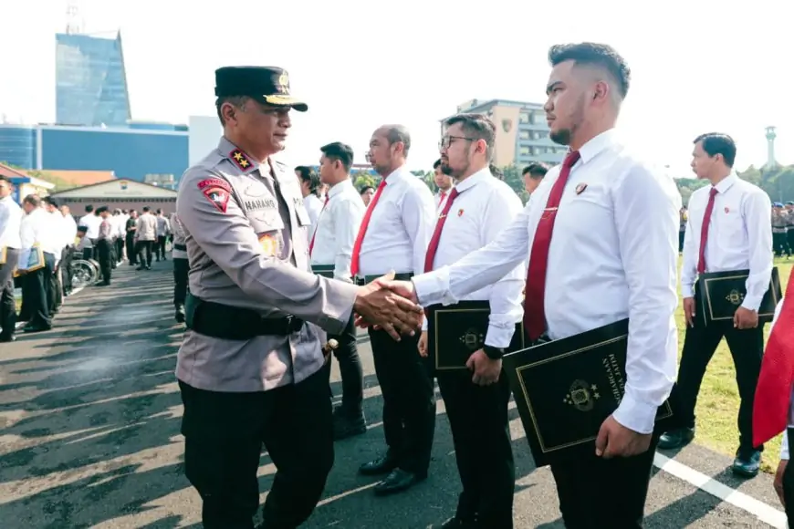 Ungkap Kasus Pembunuhan 1x24 Jam, Satreskrim Polres Gresik Terima penghargaan Kapolda Jatim