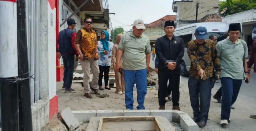 DPRD Jombang Awasi Ketat Proyek Trotoar RE Martadinata & A. Yani