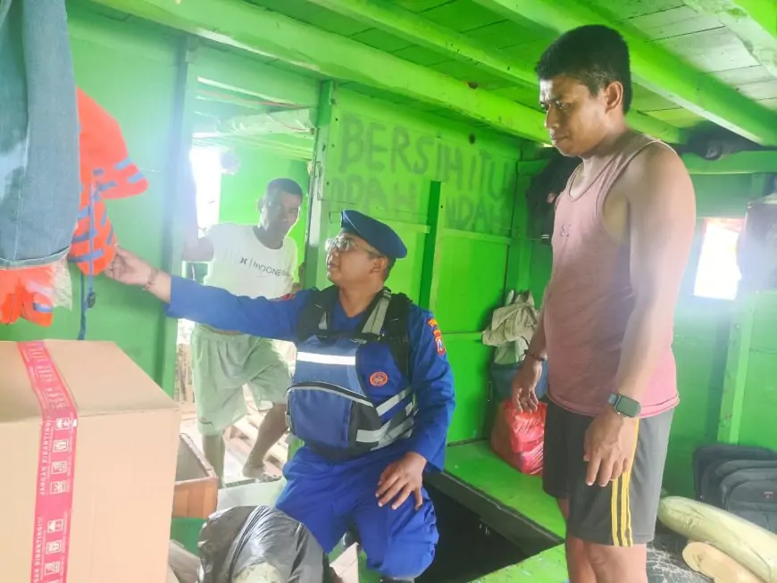 Cegah Tragedi di Laut, Satpolairud Situbondo Ajak Nelayan Disiplin Gunakan Alat Keselamatan