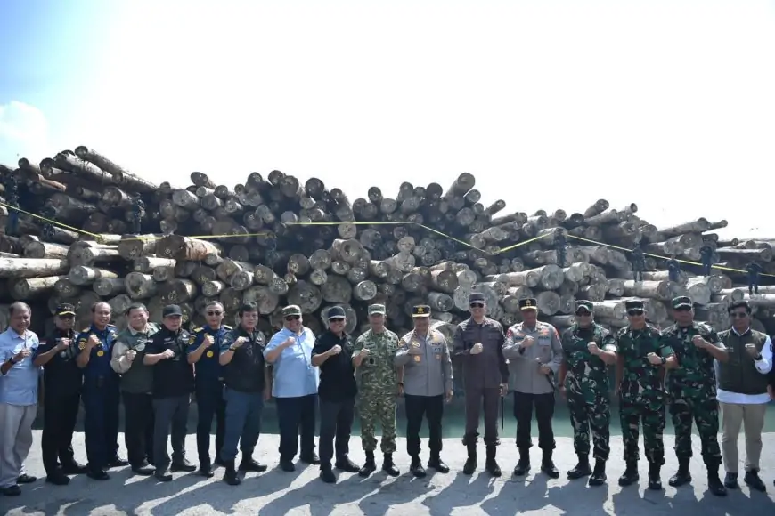 Ungkap Illegal Logging Rp240 Miliar di Gresik, Kepala BPKP RI Apresiasi Satgas PKH