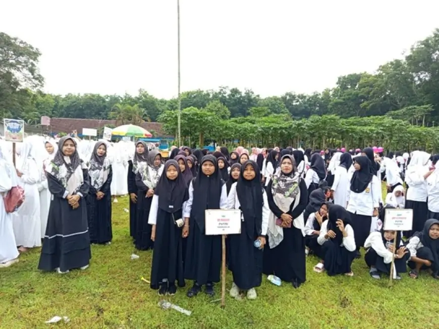 MWCNU Tempurejo Kobarkan Semangat Santri Lewat Apel dan Kirab Budaya