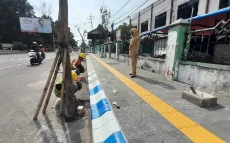Proyek Rehabilitasi Drainase dan Trotoar Jl. KH. Abdurrahman Wahid Capai  94,817 Persen