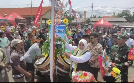 Wabup Ulfiyah Kenang Masa Kecil sebagai Anak Nelayan di Tradisi Petik Laut Jangkar 2025