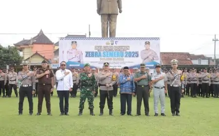 Bupati Blitar Rijanto Hadiri Apel Operasi Zebra Semeru 2025