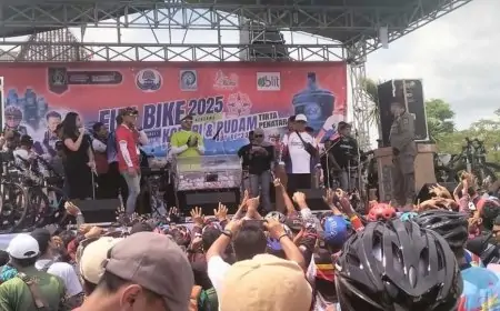 Pemkab Blitar Gelar Goes Sehat HUT Korpri ke-54 dan PDAM ke-33