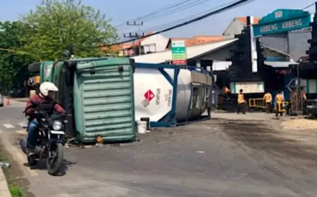 Sopir Mengantuk, Truk Tanki Bermuatan Cat Terguling