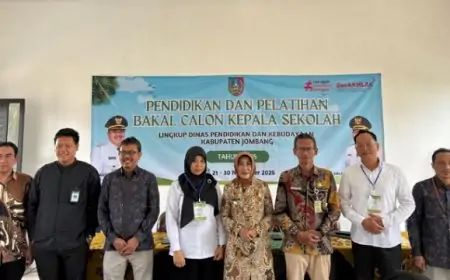 Dinas Pendidikan Jombang Bekali Kepala Sekolah Kompetensi Kepemimpinan dan  Digital
