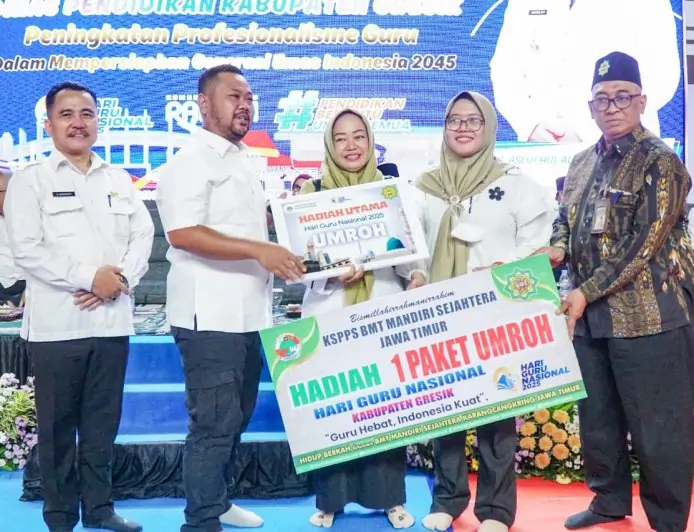 Momen Hari Guru Nasional, Bupati Gresik: Baca Tulis Quran Jadi Muatan Lokal