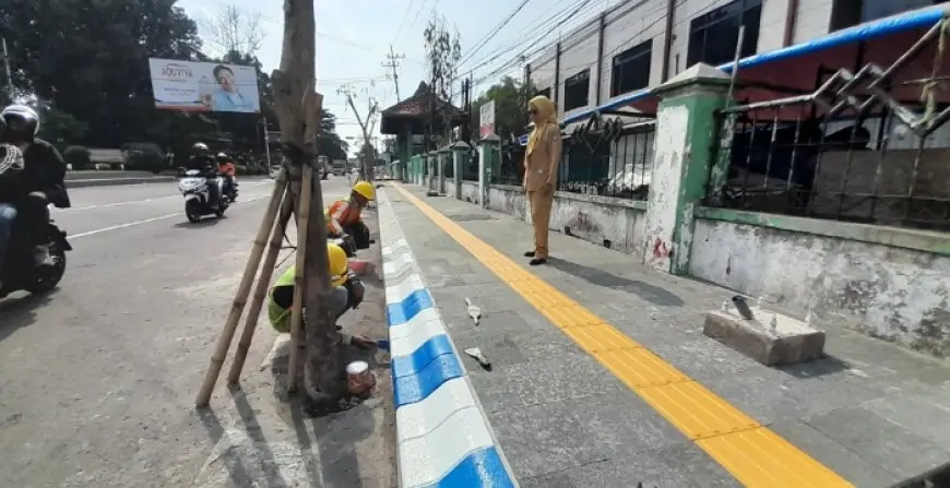 Proyek Rehabilitasi Drainase dan Trotoar Jl. KH. Abdurrahman Wahid Capai  94,817 Persen