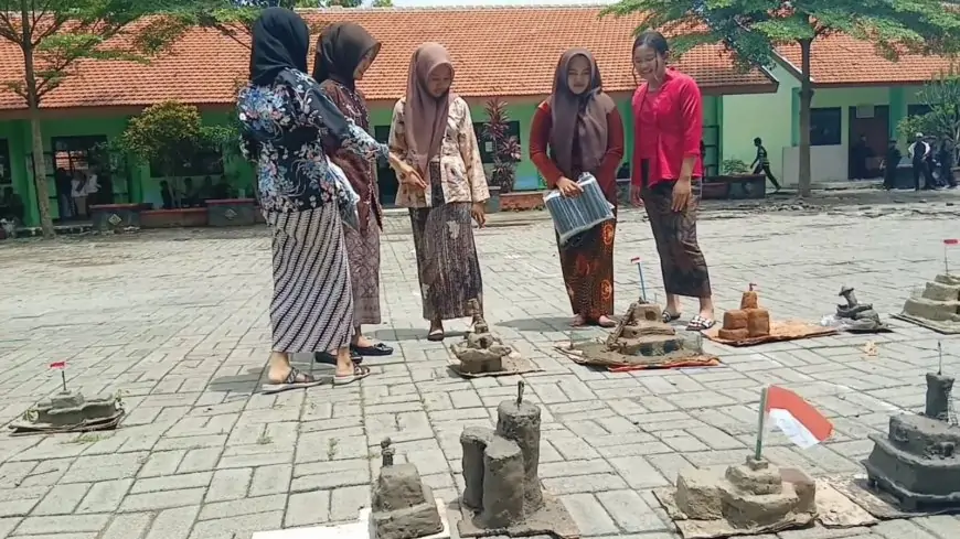 Siswa di Lamongan Berjuang Membuat Hotel Yamato dari Tanah Liat