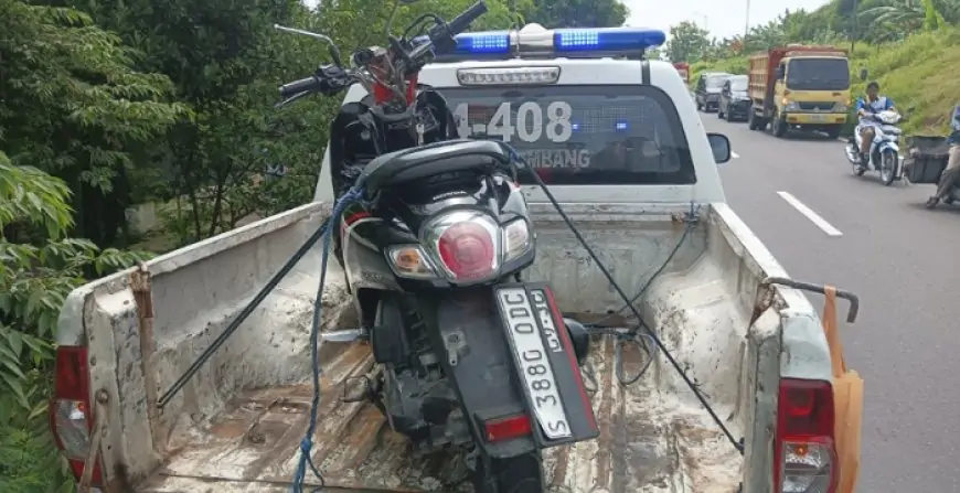 Truk Vs Honda Scoopy, 1 Tewas dan 2  Terluka