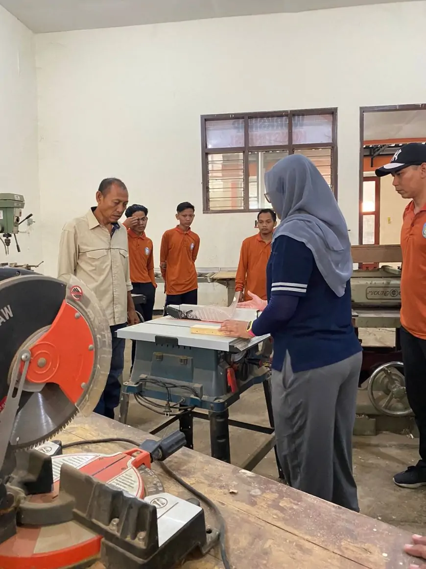 Disnaker Situbondo Genjot Pelatihan DBH CHT 2025, Dorong Daya Saing dan Tekan Pengangguran