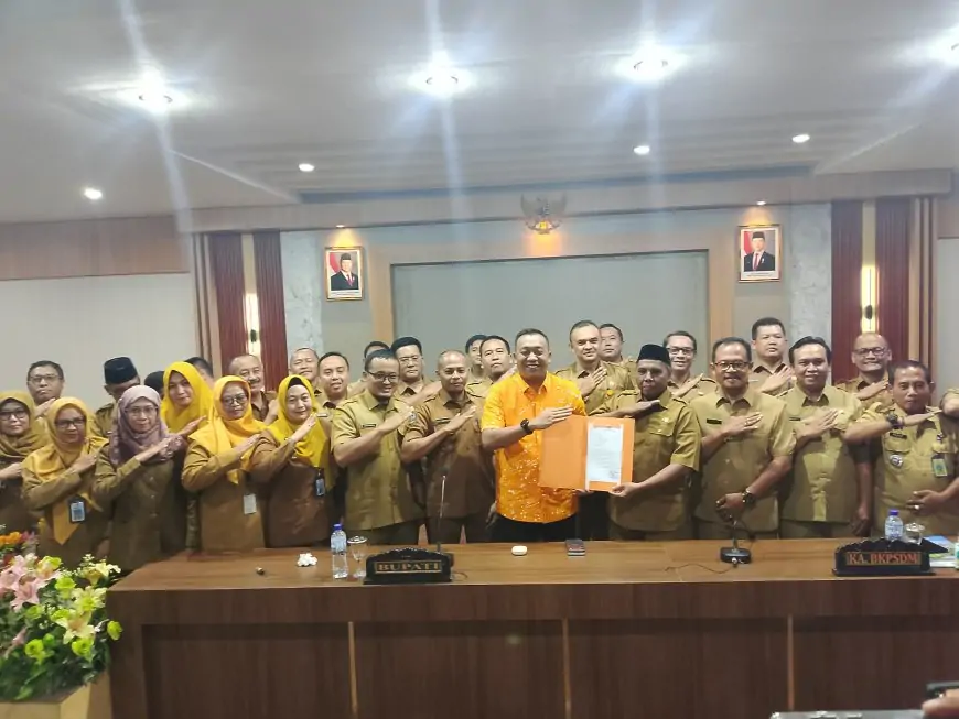 Mas Rio Tunjuk Fathor Rahman sebagai Pj Sekda Situbondo, Perkuat Regenerasi Birokrasi dan Akselerasi Proyek Strategis